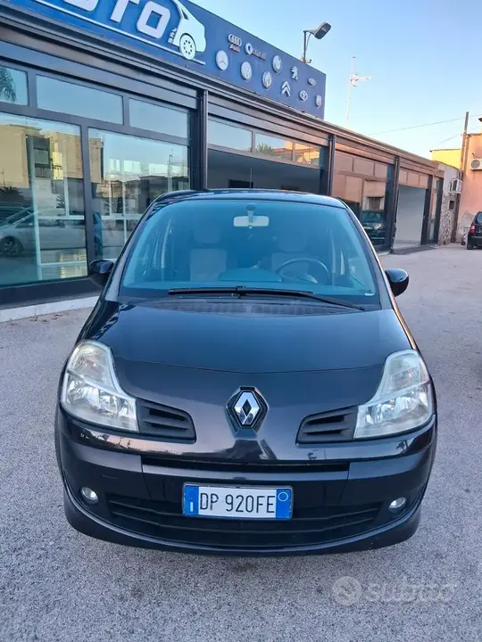 Renault Modus 2008 photo 2