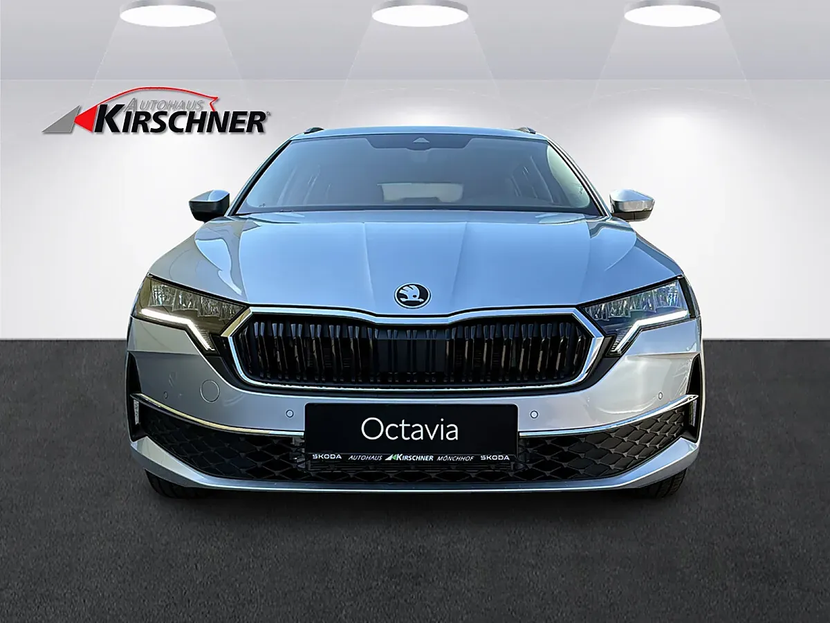 Skoda Octavia 2024 photo 2