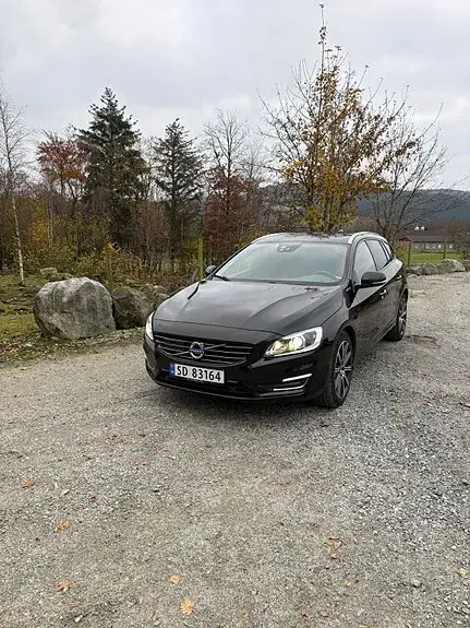 Volvo V60 2017 photo 2