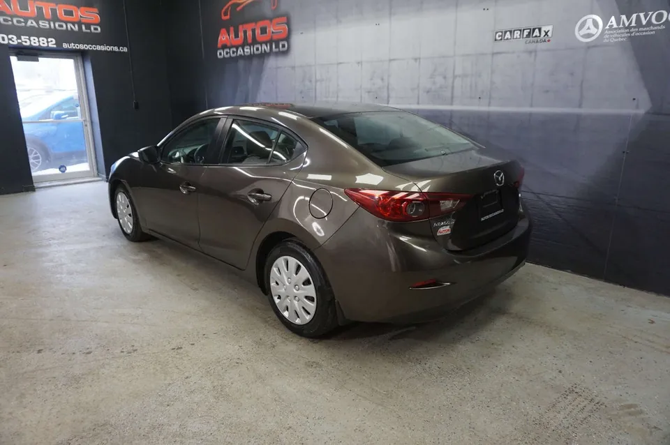Mazda 3 2015 photo 5