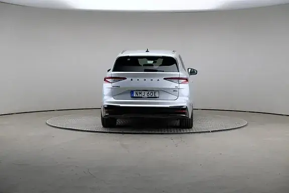 Skoda Enyaq 2023 photo 2