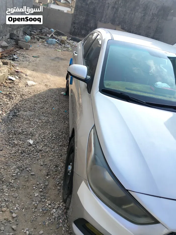 Hyundai Accent 2019 photo 4