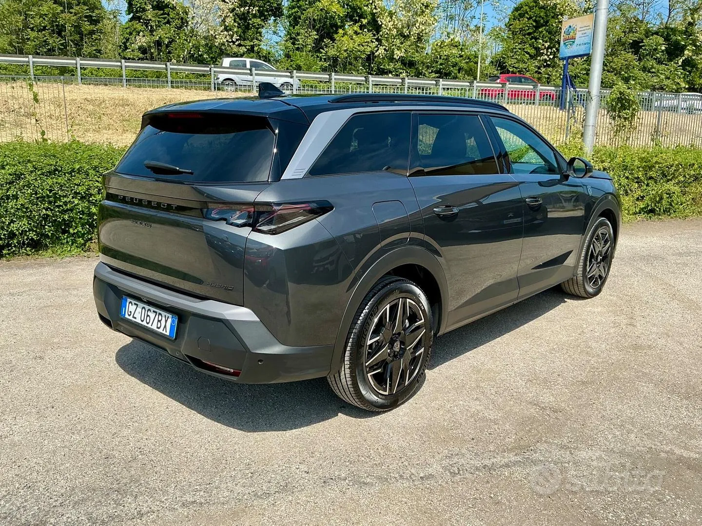 Peugeot 5008 2025 photo 3