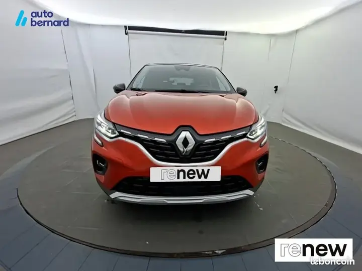 Renault Captur 2023 photo 2