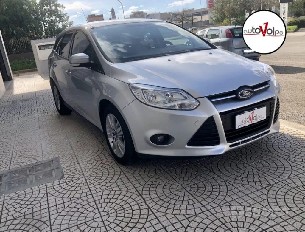 Ford Focus 2013 photo 3