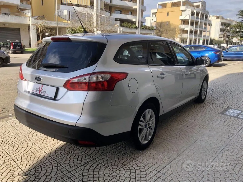 Ford Focus 2013 photo 5