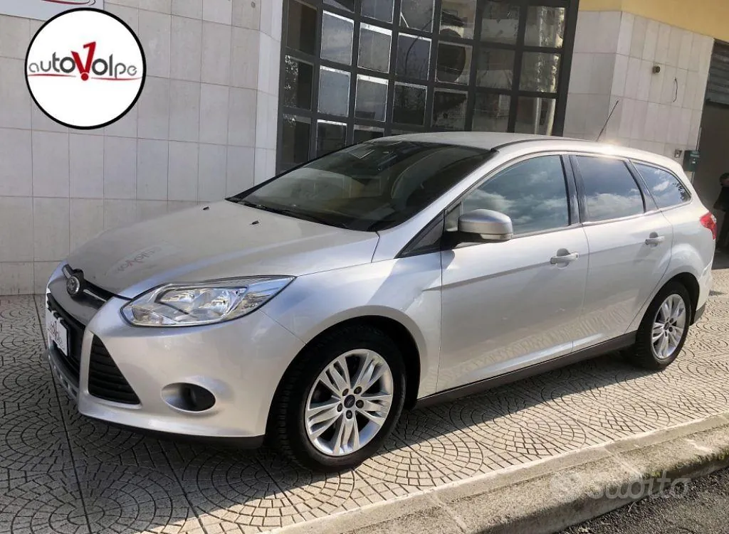 Ford Focus 2013 photo 2
