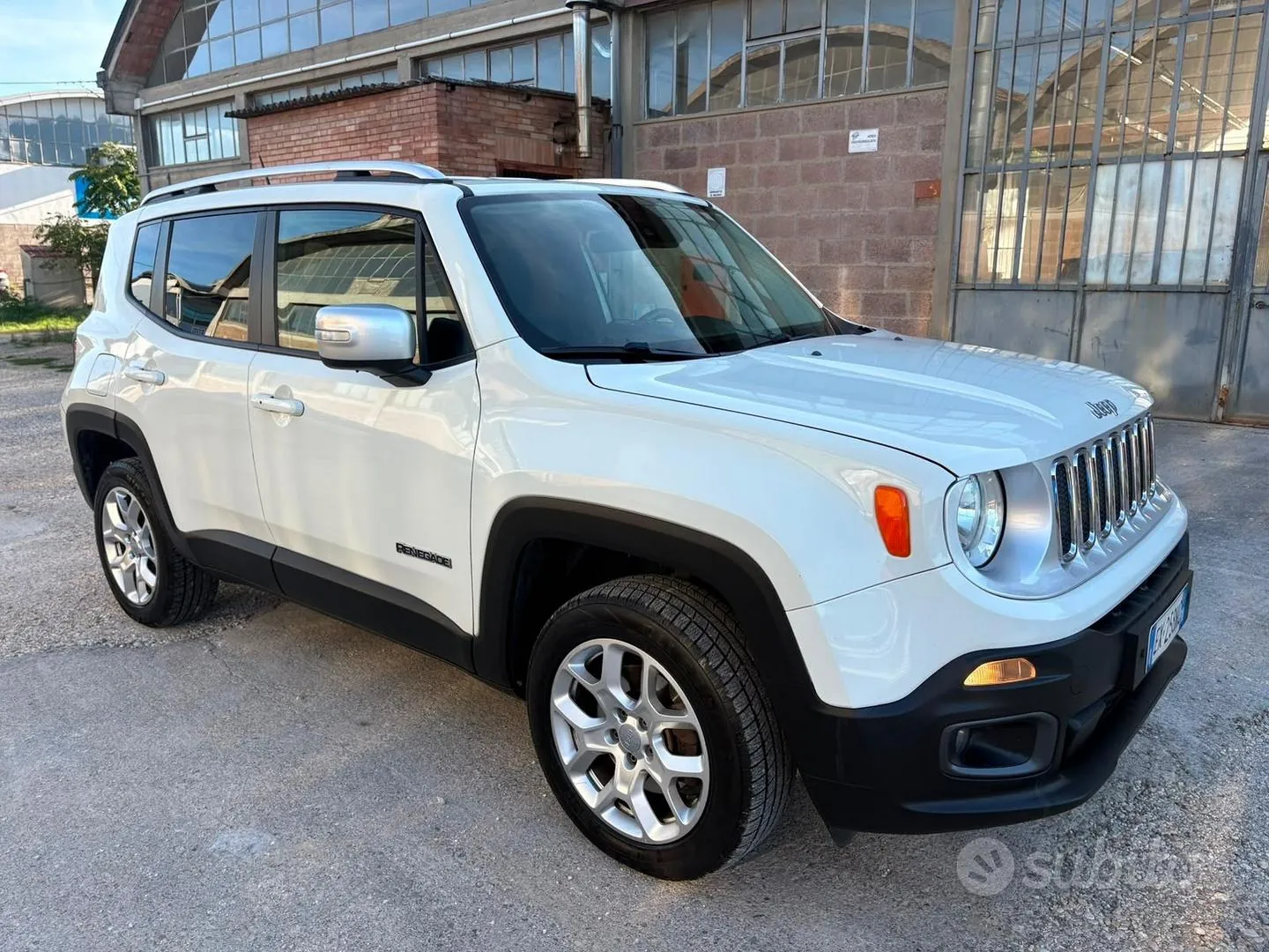 Jeep Renegade 2014 photo 3