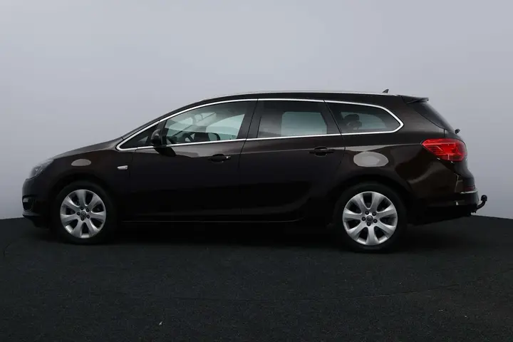 Opel Astra 2014 photo 4