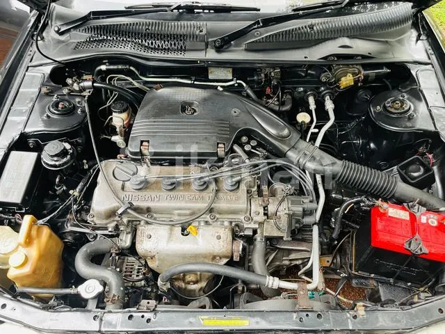 Nissan Sunny 1995 photo 3