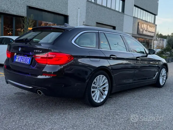 BMW 5 Series 2018 photo 4