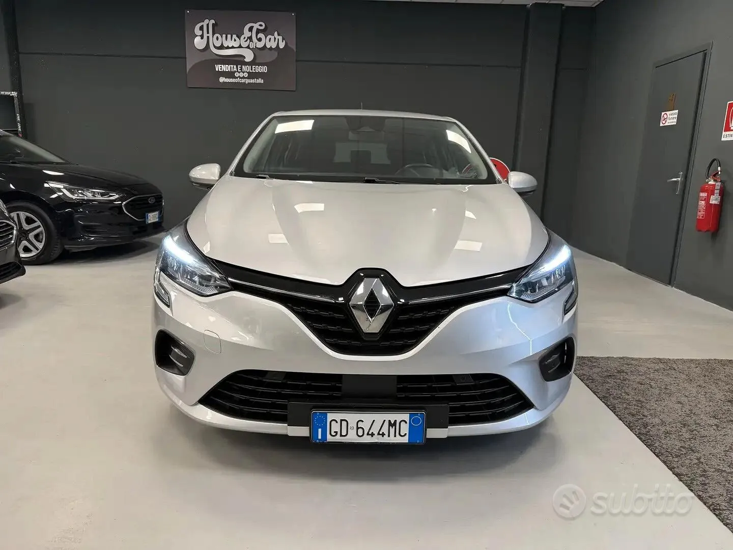 Renault Clio 2021 photo 2