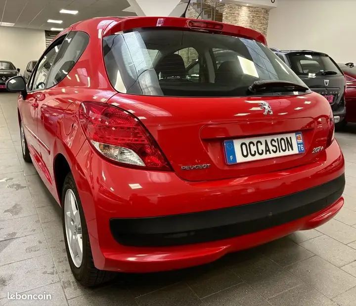 Peugeot 207 2013 photo 4