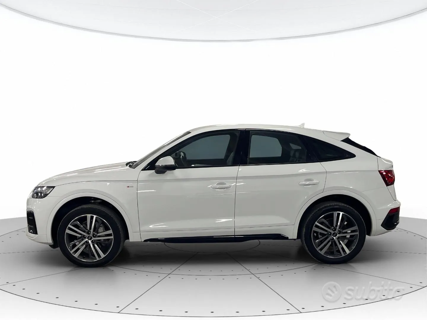 Audi Q5 2024 photo 2