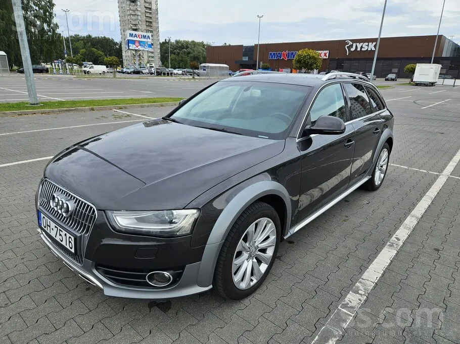 Audi A4 2015 photo 2