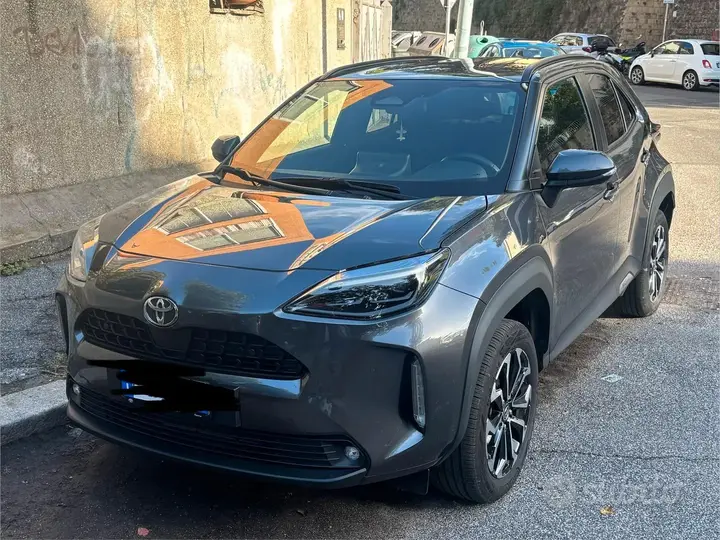 Toyota Yaris Cross 2025 photo 2