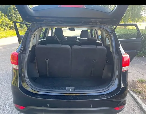 Kia Carens 2015 photo 4