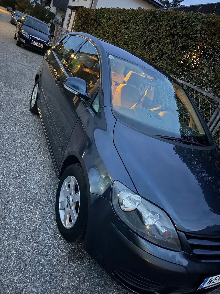 Volkswagen Golf 2005 photo 2