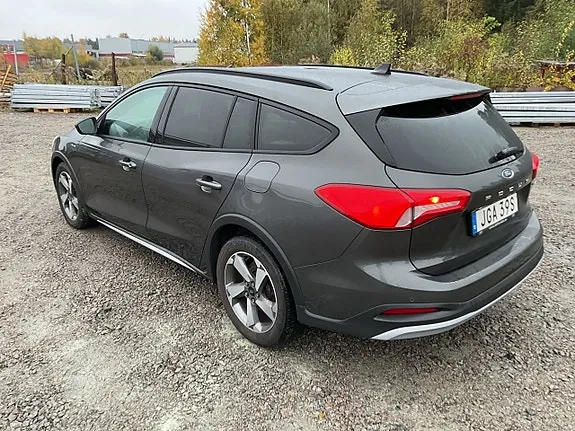 Ford Focus 2021 photo 3