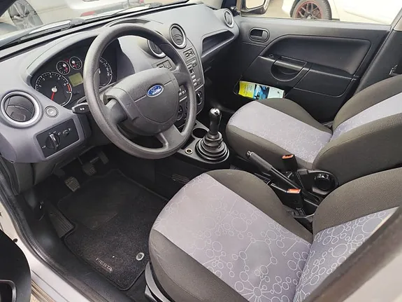 Ford Fiesta 2008 photo 5