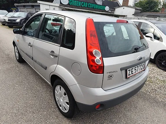 Ford Fiesta 2008 photo 4