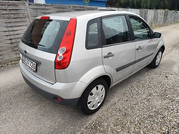 Ford Fiesta 2008 photo 3