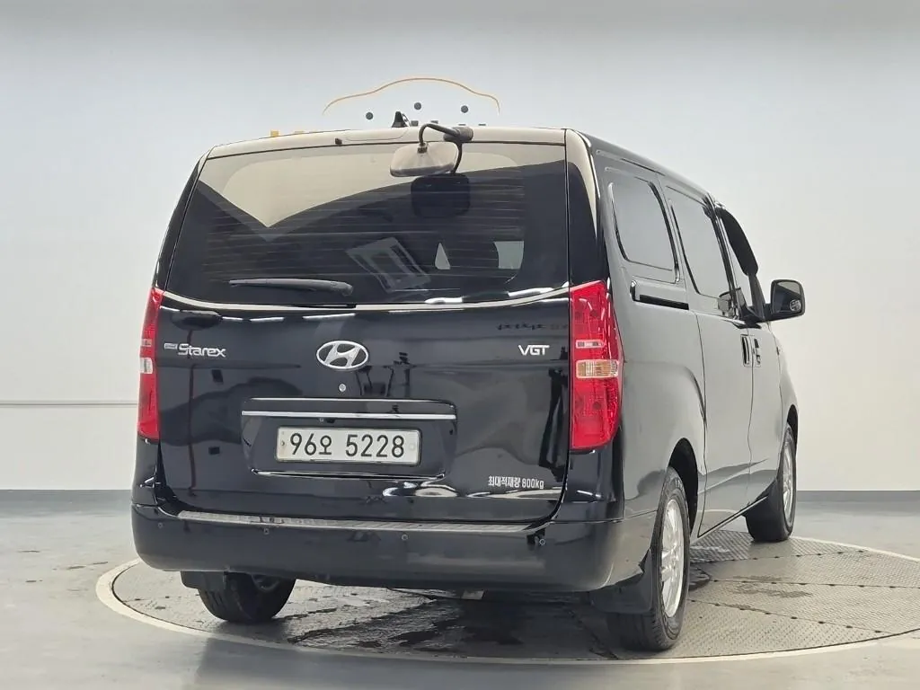 Hyundai Grand Starex 2019 photo 3