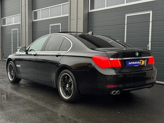 BMW 730D 2009 photo 4