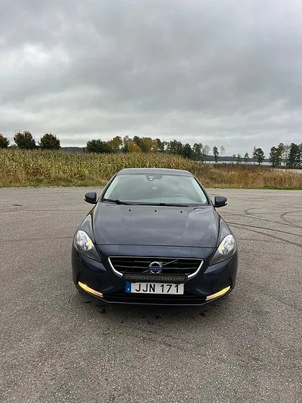 Volvo V40 2014 photo 2