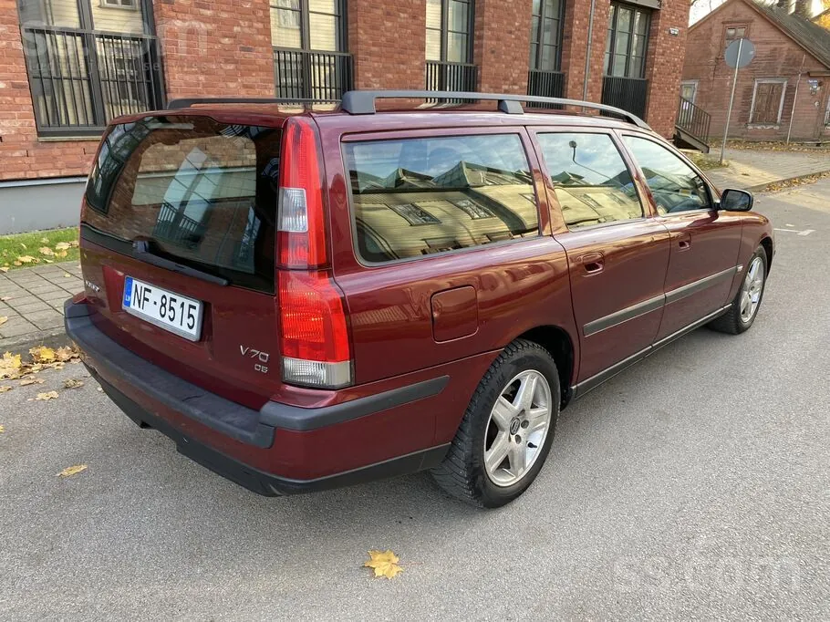 Volvo V70 2004 photo 3