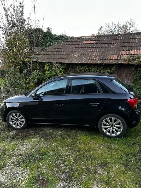 Audi A1 2012 photo 3