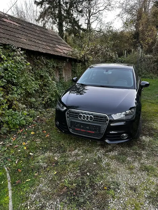 Audi A1 2012 photo 2
