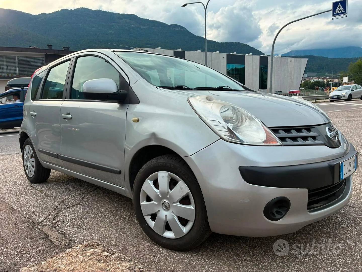 Nissan Note 2007 photo 2