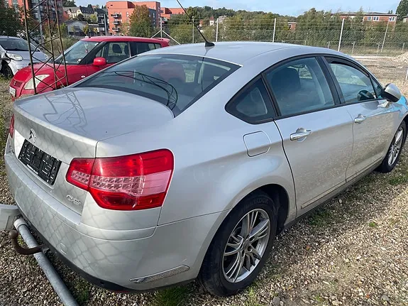 Citroen C5 2010 photo 3