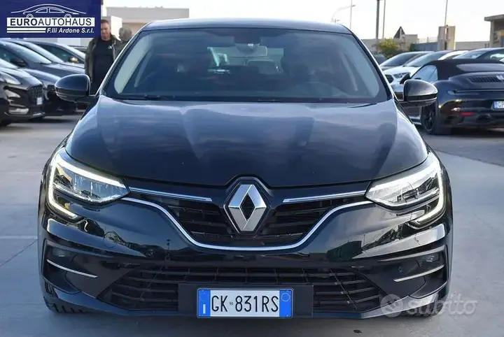 Renault Megane 2022 photo 2