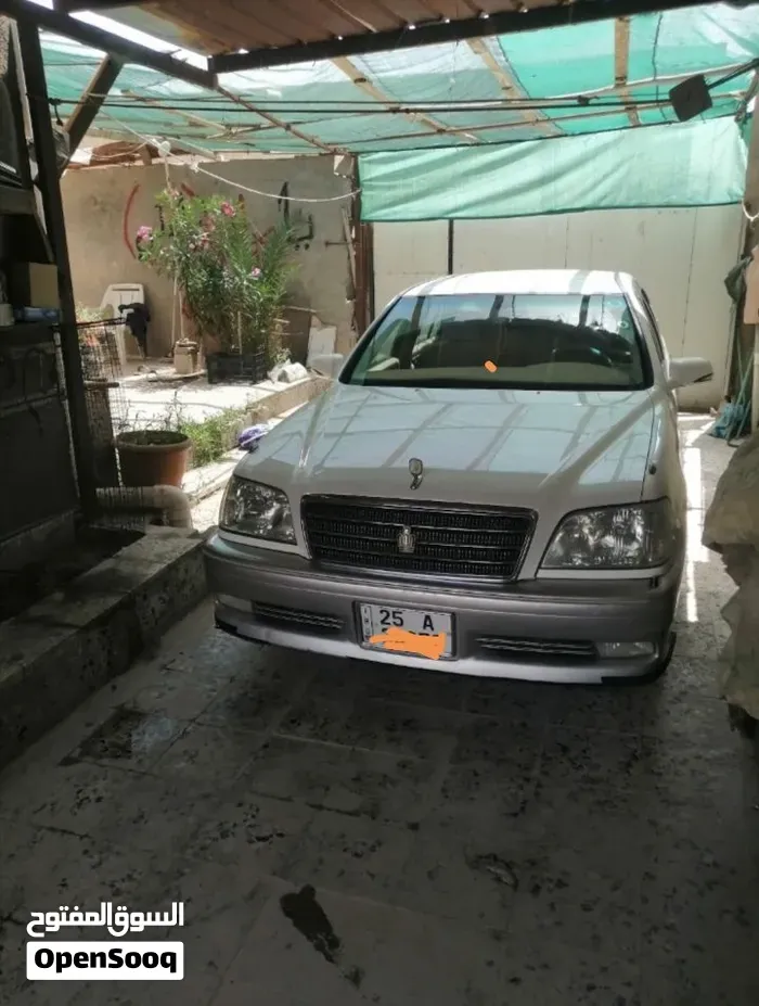 Toyota Crown 2003 photo 3
