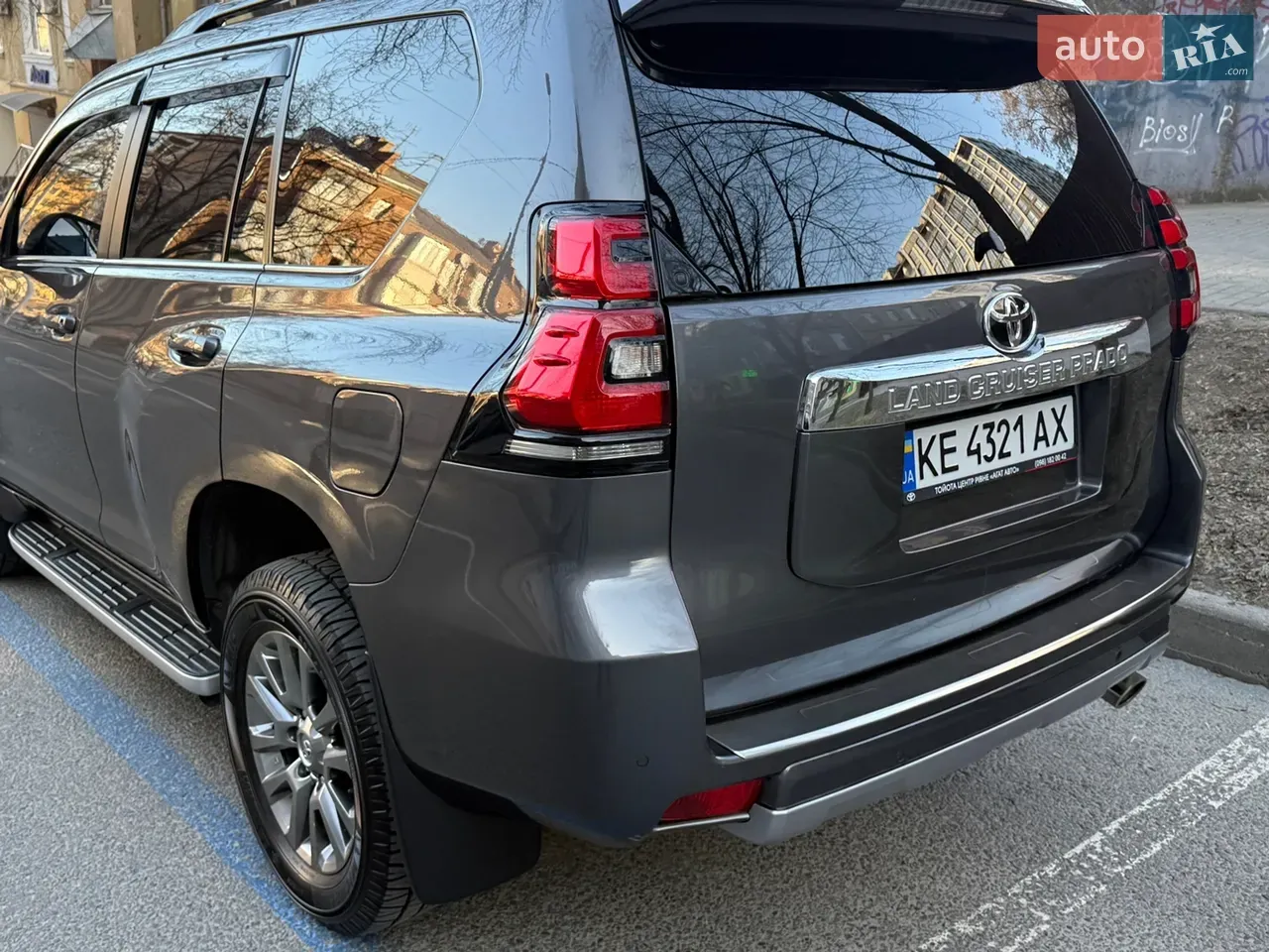 Toyota Land Cruiser Prado 2019 photo 4