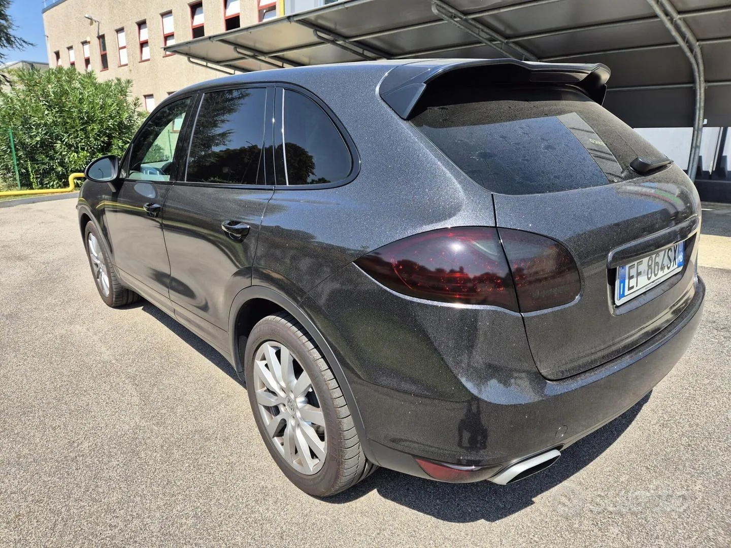 Porsche Cayenne 2011 photo 4