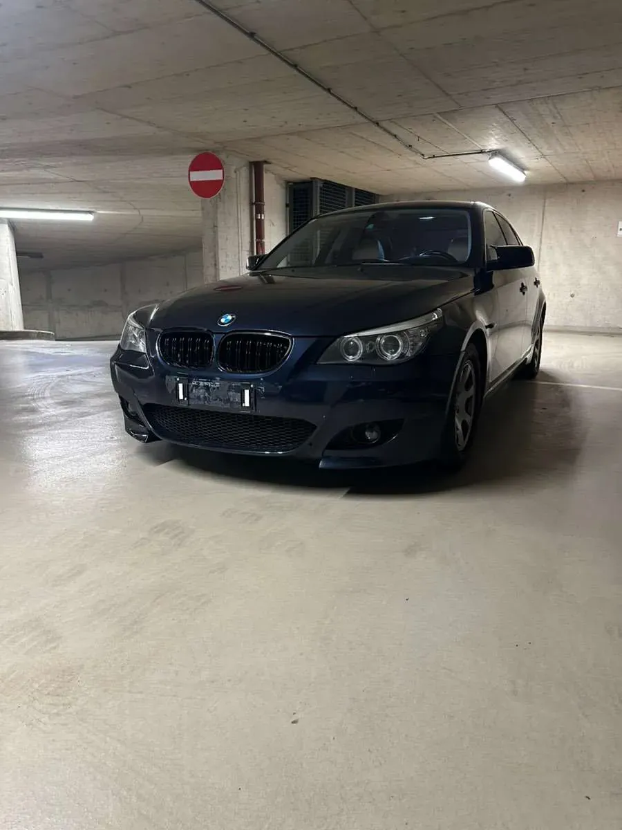 BMW 5 Series 2007 photo 2