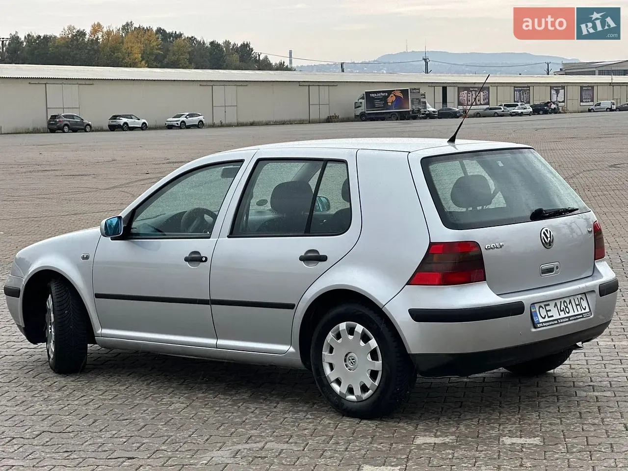 Volkswagen Golf 2001 photo 3