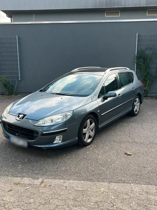 Peugeot 407