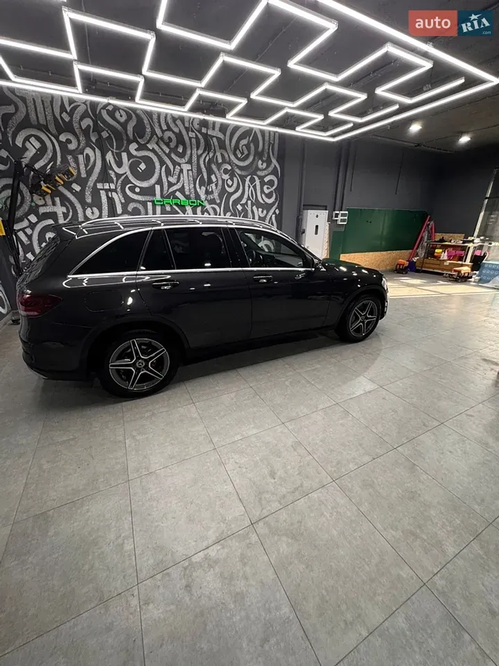 Mercedes-Benz Glc-Class 2019 photo 4