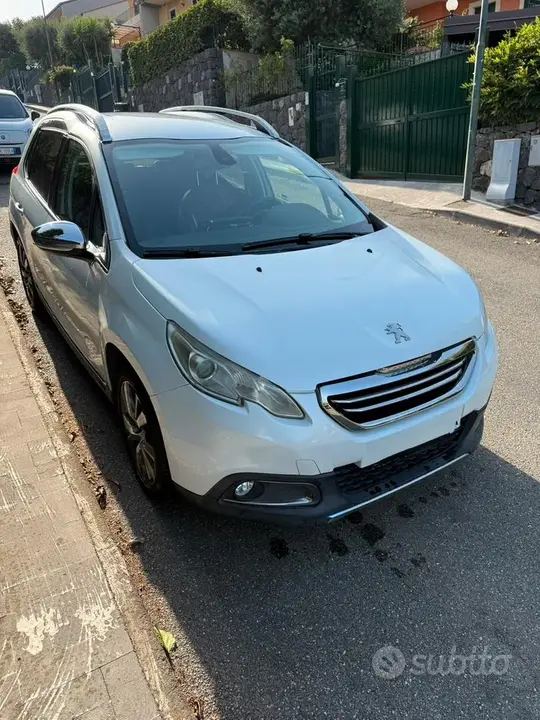 Peugeot 2008 2014 photo 2
