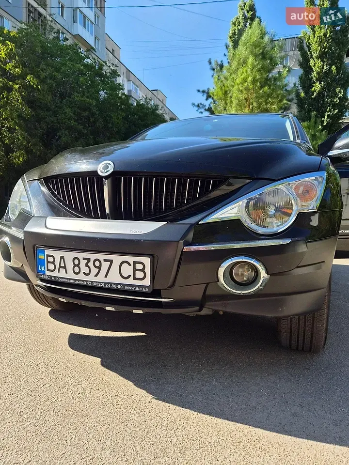 KG Mobility Actyon 2011 photo 3