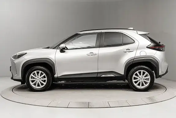 Toyota Yaris Cross 2023 photo 2