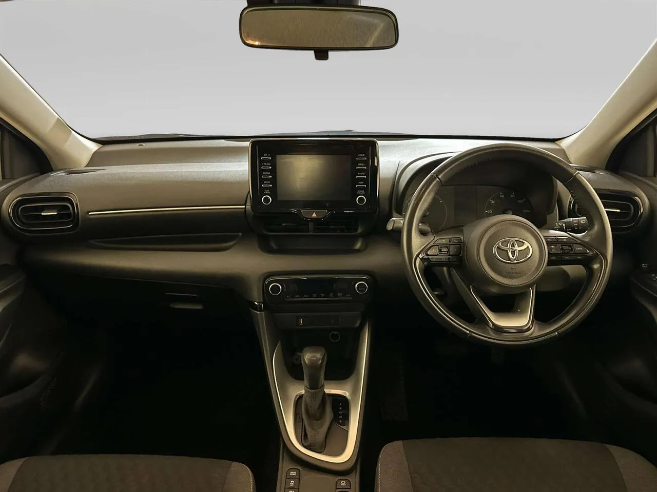 Toyota Yaris 2023 photo 3