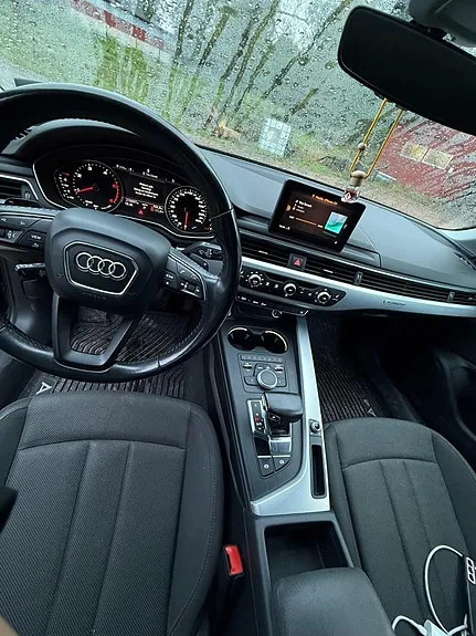 Audi A4 2018 photo 3