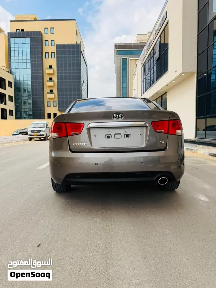 Kia Cerato 2010 photo 3