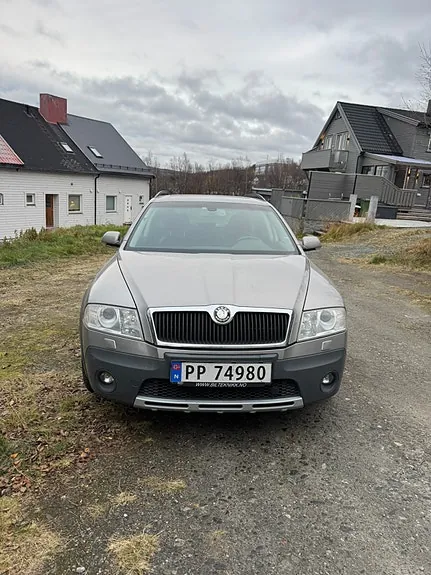 Skoda Octavia Scout 2008 photo 2
