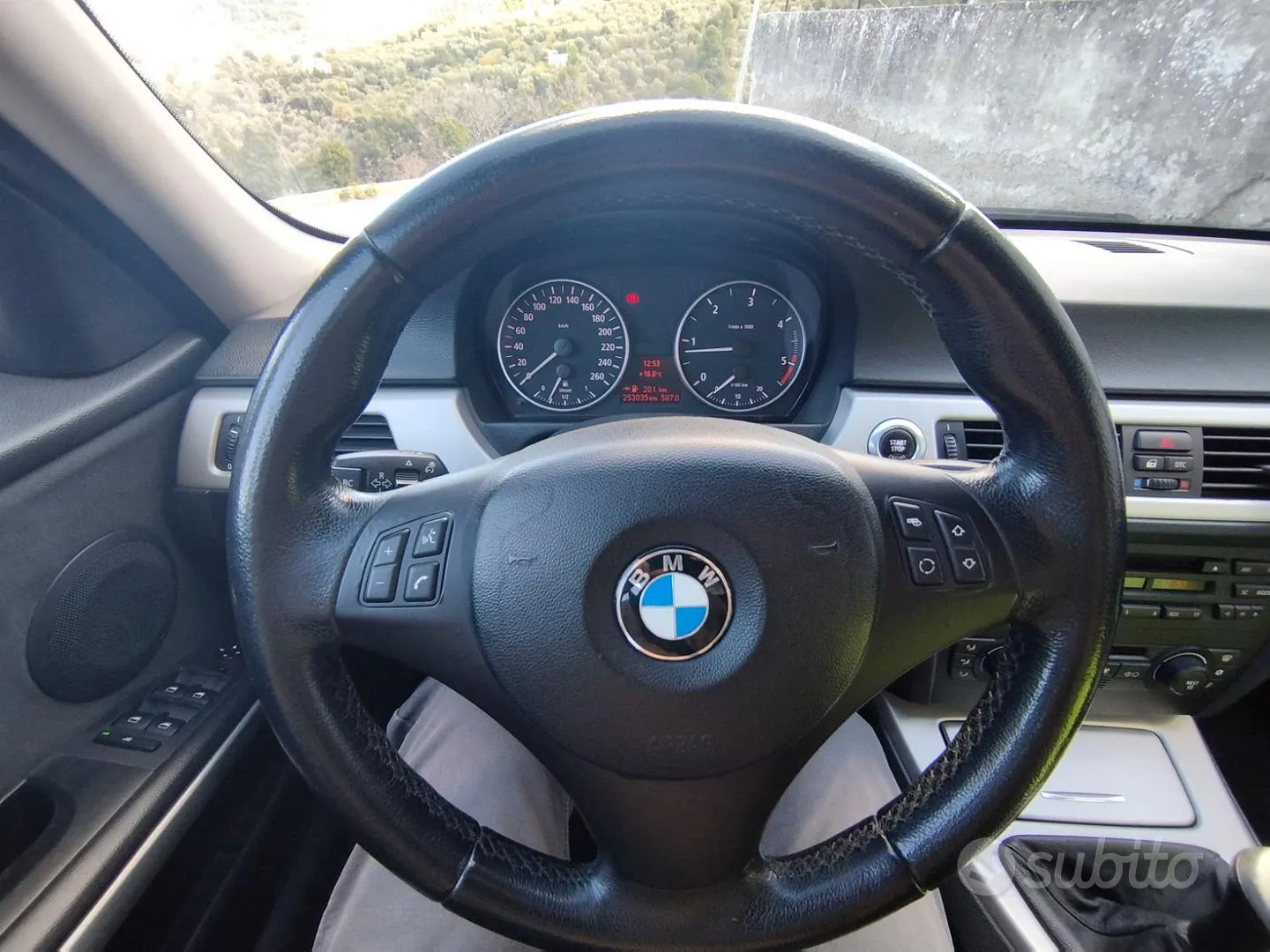 BMW 320D 2005 photo 4